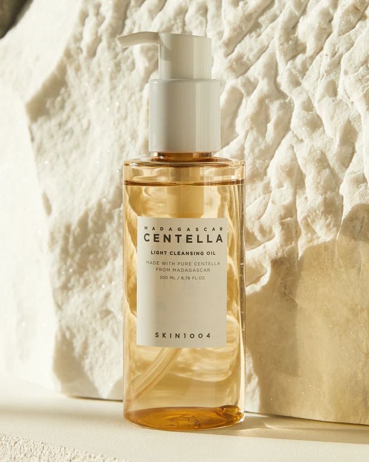 Skin1004 Madagascar Centella Light Cleansing Oil
